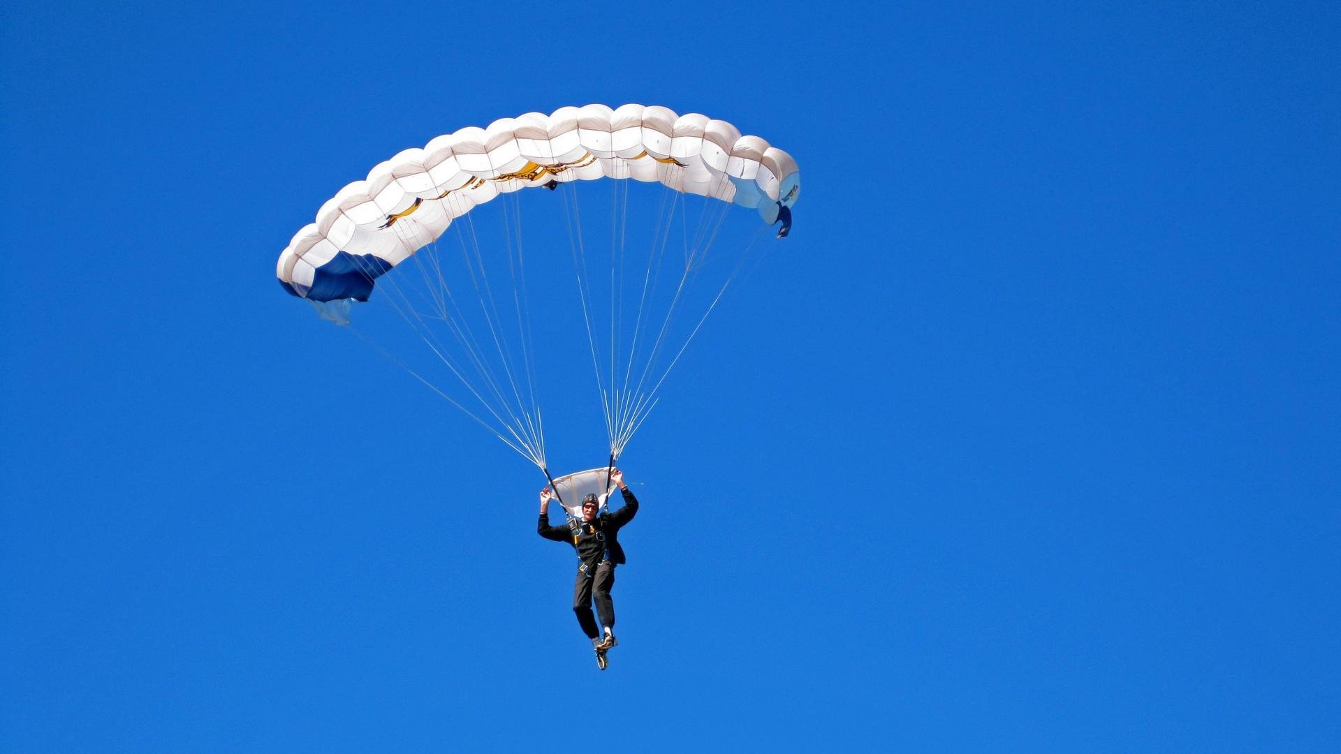 安哥拉男篮在非洲锦标赛中持续前行，体育水平不断提升