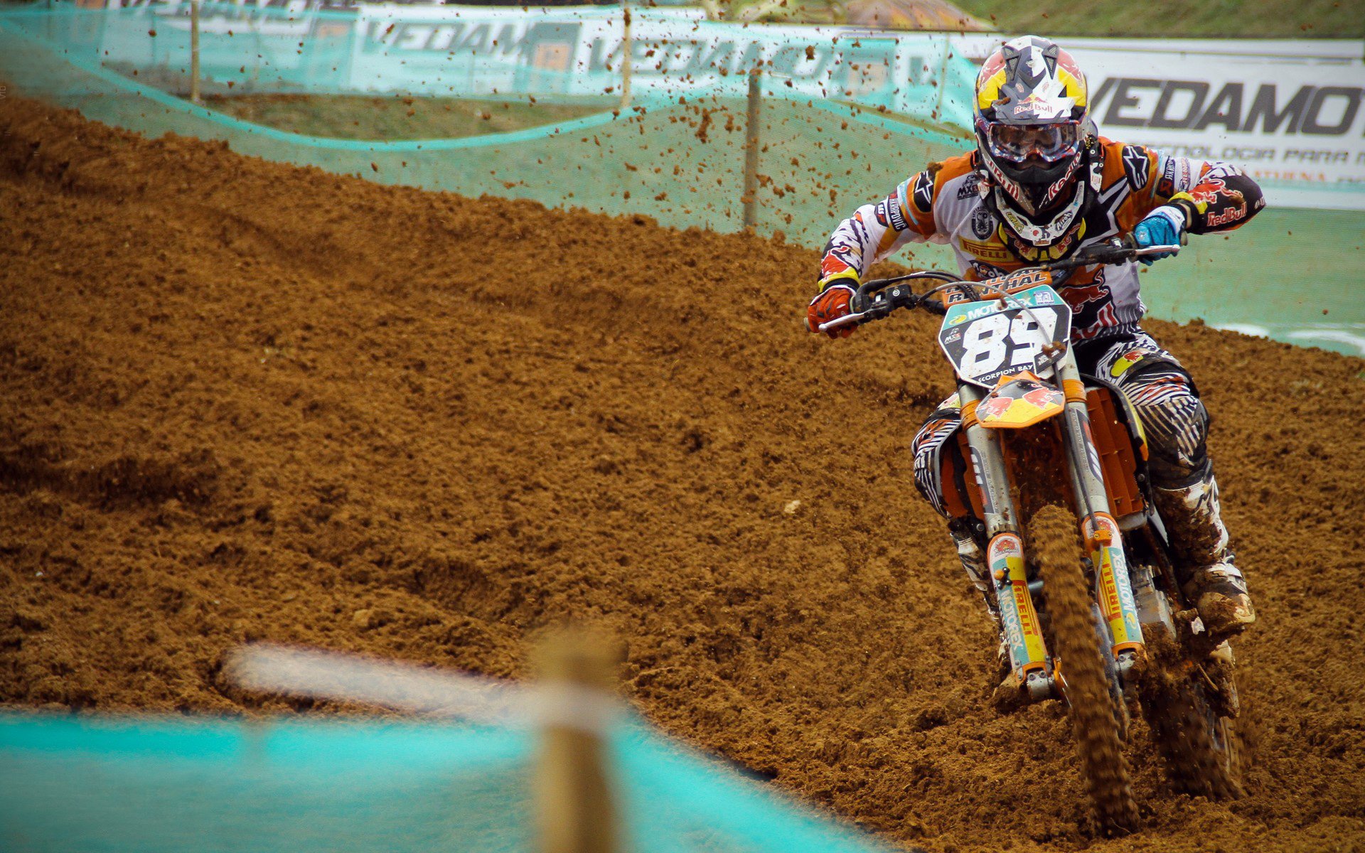 法国队混合接力表现赢得国际赞誉，法国队 混双