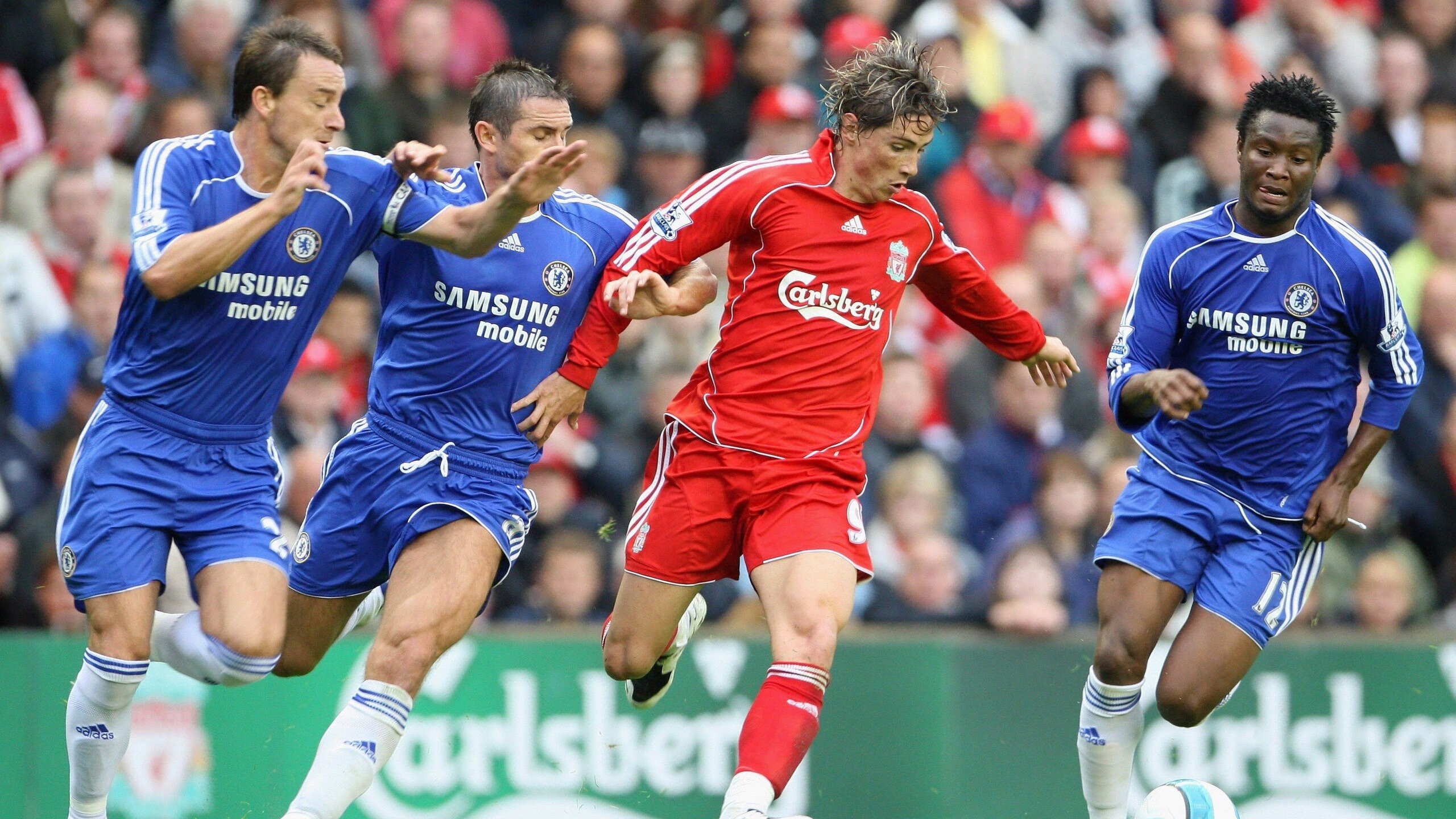 艾哈迈德·贾瓦迪泳池内展现斗志，艾哈迈德·贾布里勒